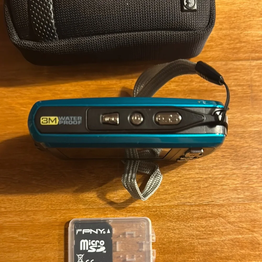 Polaroid Blue Digital Camera with Protective Case and Memory Card